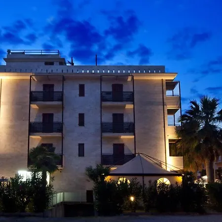 Hotel La Sfinge-2
